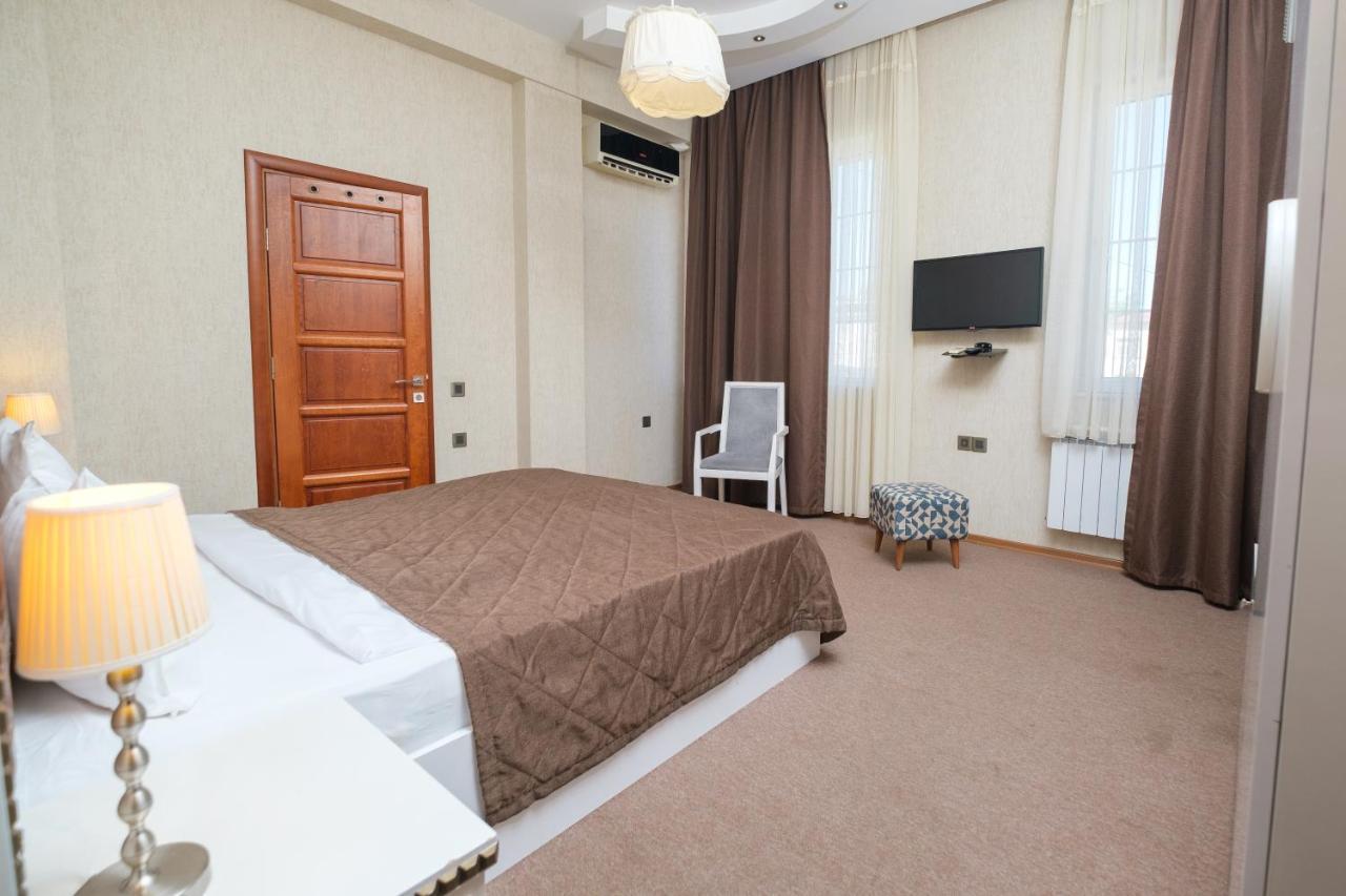 Maestro Hotel Baku Exterior photo