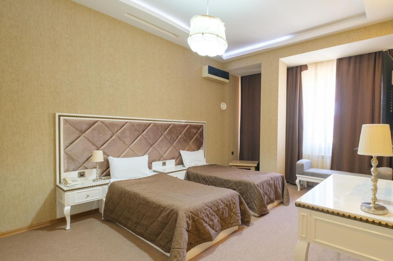 Maestro Hotel Baku Exterior photo